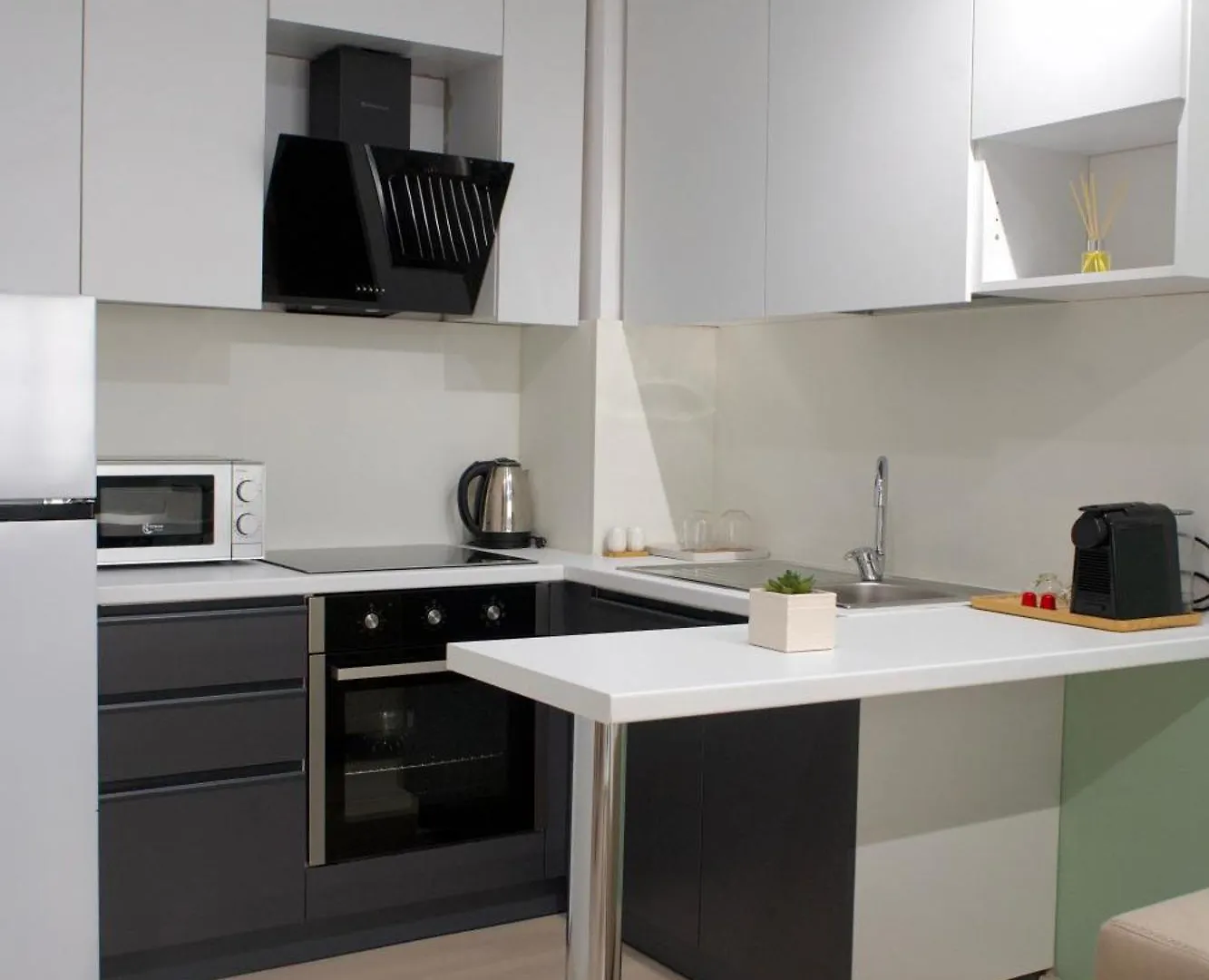 New Bazaar Azure Apartments Tirana